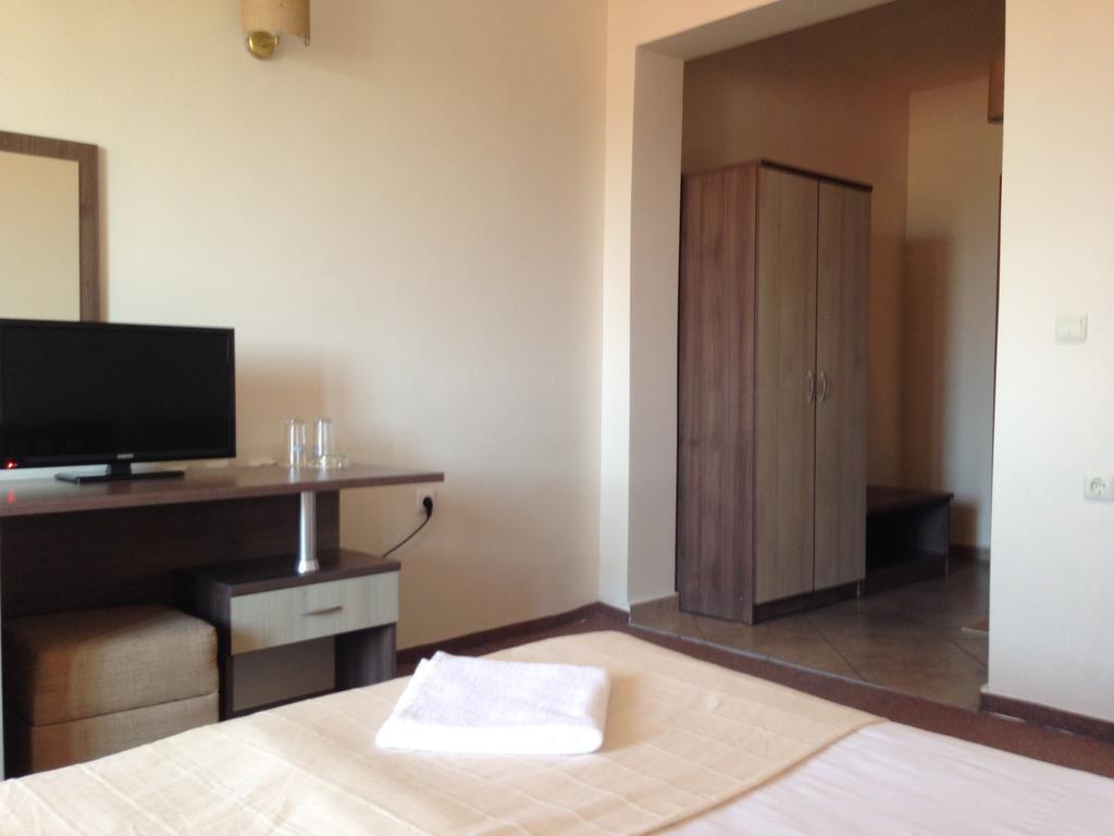 Hotel Laguna Lozenec Kültér fotó